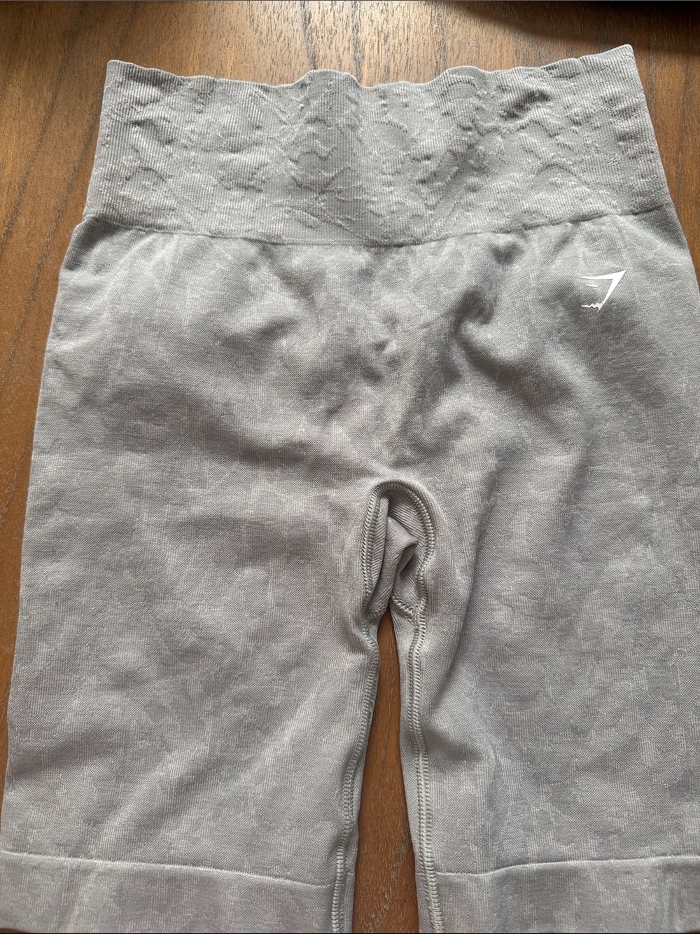 Gymshark Seamless High-Waist Short in Light Gray